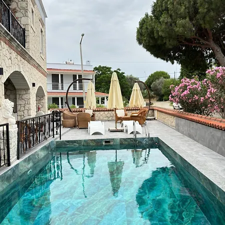 Aparthotel Yalcinkaya Tas 4*