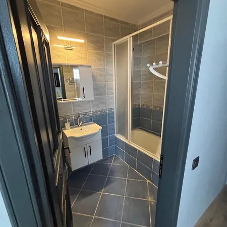 Apartmanhotel Yalcinkaya Tas Çeşme