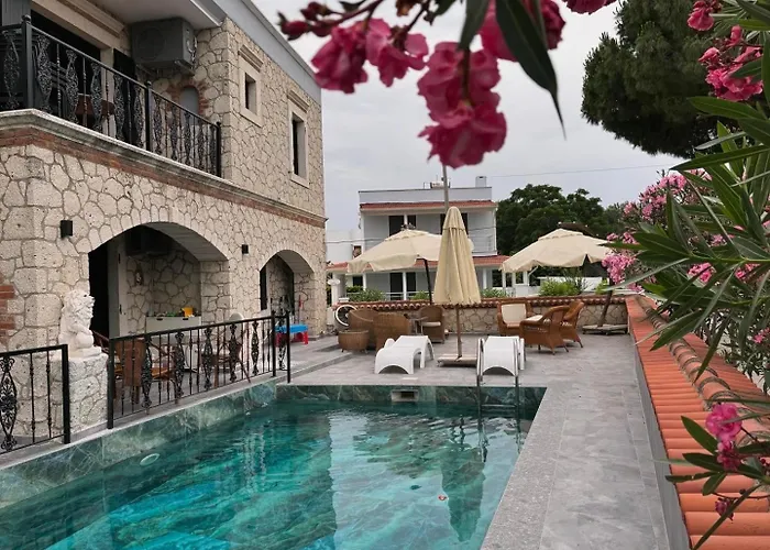 Yalcinkaya Tas Апарт-отель